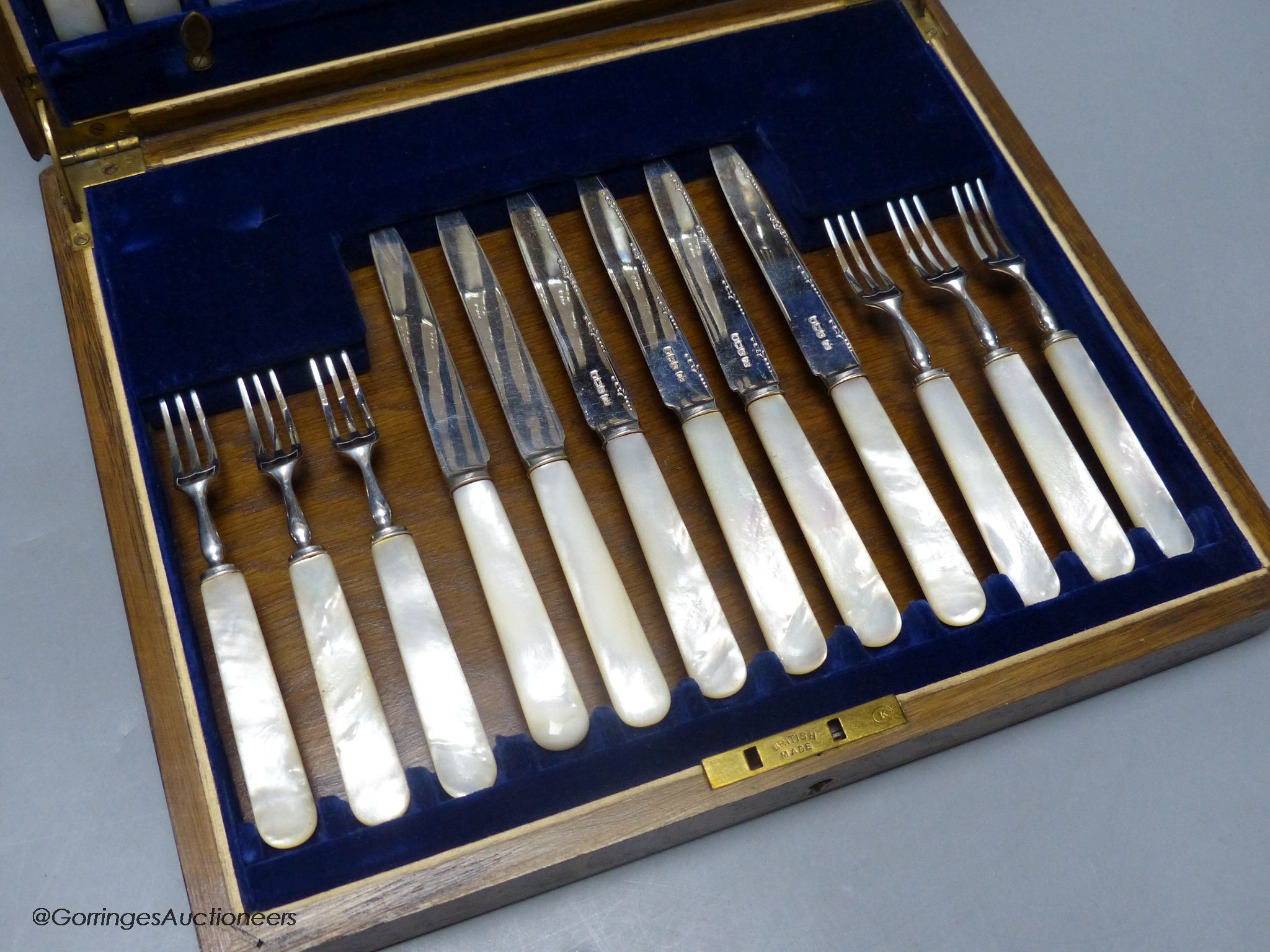 A cased set of George V mother of pearl handled silver dessert eaters, Frank Cobb & Co Ltd, Sheffield, 1927
